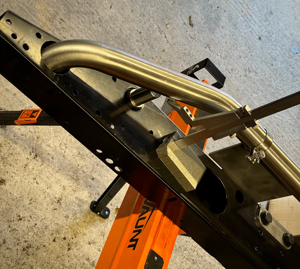 Land Rover Defender Stainless Steel NAS Rear Step. – Uproar 4x4