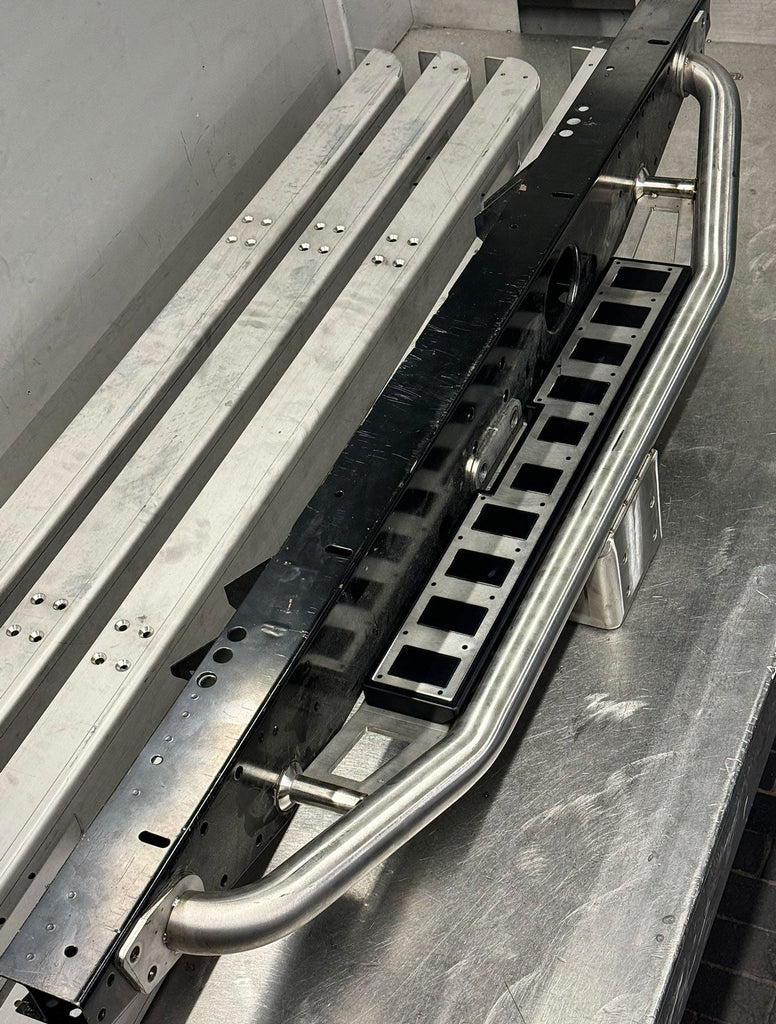 Land Rover Defender Stainless Steel NAS Rear Step. – Uproar 4x4