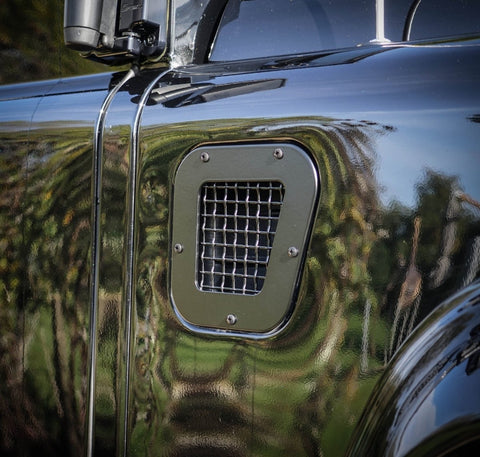 Front Upper Mesh Grille for Defender (With Aircon Only