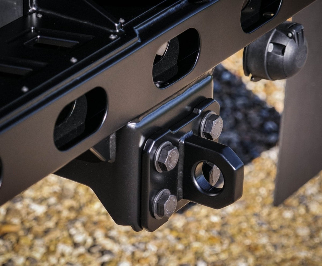 Defender Rear Step Gunbus Land Rover Defender Titan Stainless Steel Tow Rear Step – Uproar 4x4