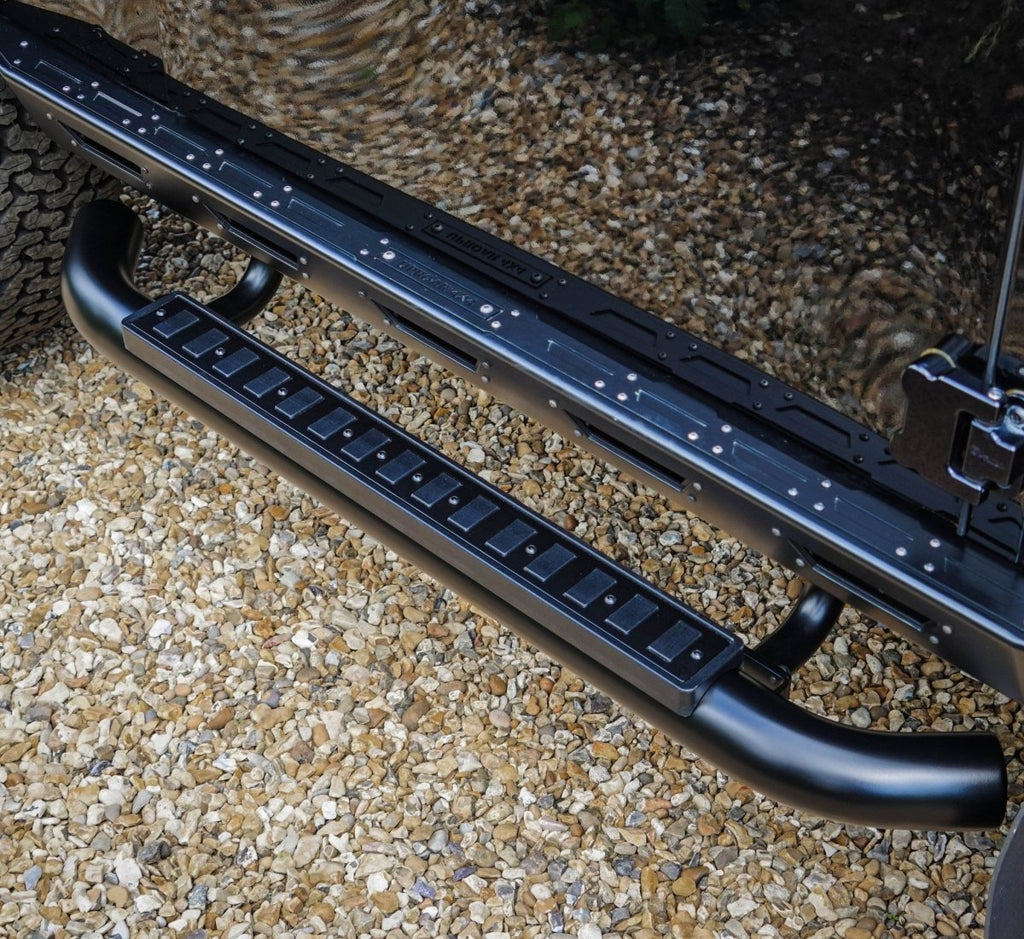 Land Rover Defender Stainless Steel Side Step 90 & 110 - Titan 3mm ...